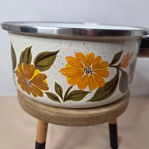 Vintage JMP Capri Floral Enamelware Saucepan w/ Handle Made in Spain Cottagecore